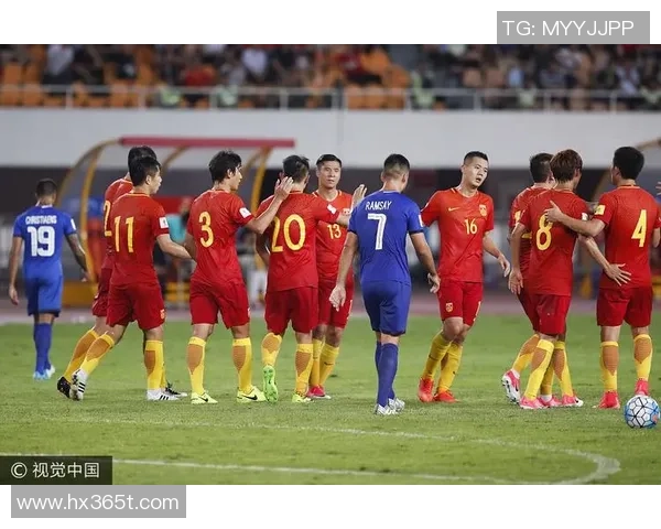 国足在热身赛中以三球大胜菲律宾展现强大实力与团队配合